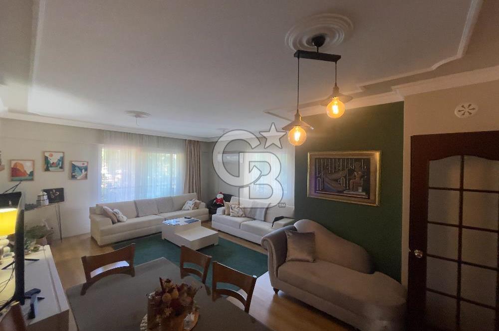 BORNOVA EVKA 3'DE GENİŞ 3+1 KİRALIK DAİRE 