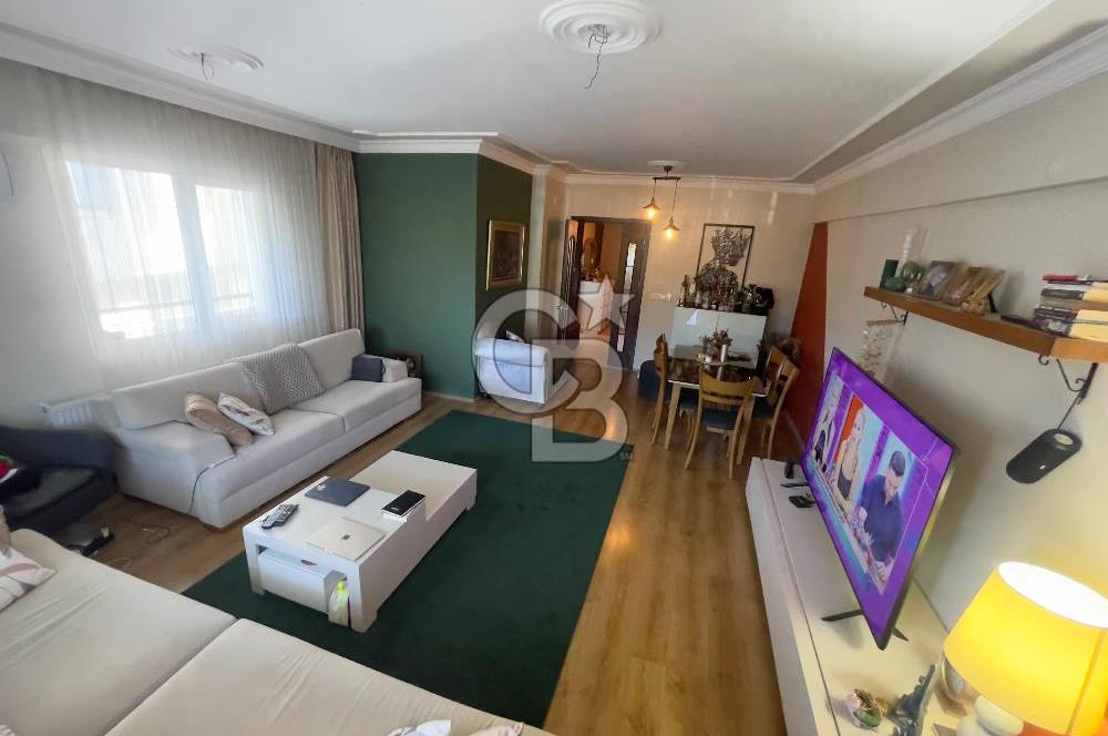 BORNOVA EVKA 3'DE GENİŞ 3+1 KİRALIK DAİRE 