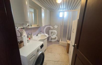 BORNOVA EVKA 3'DE GENİŞ 3+1 KİRALIK DAİRE 