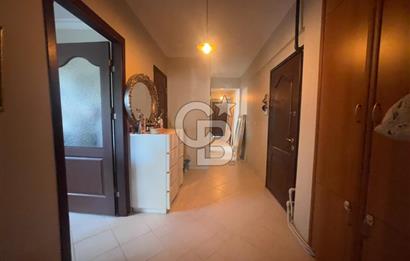 BORNOVA EVKA 3'DE GENİŞ 3+1 KİRALIK DAİRE 