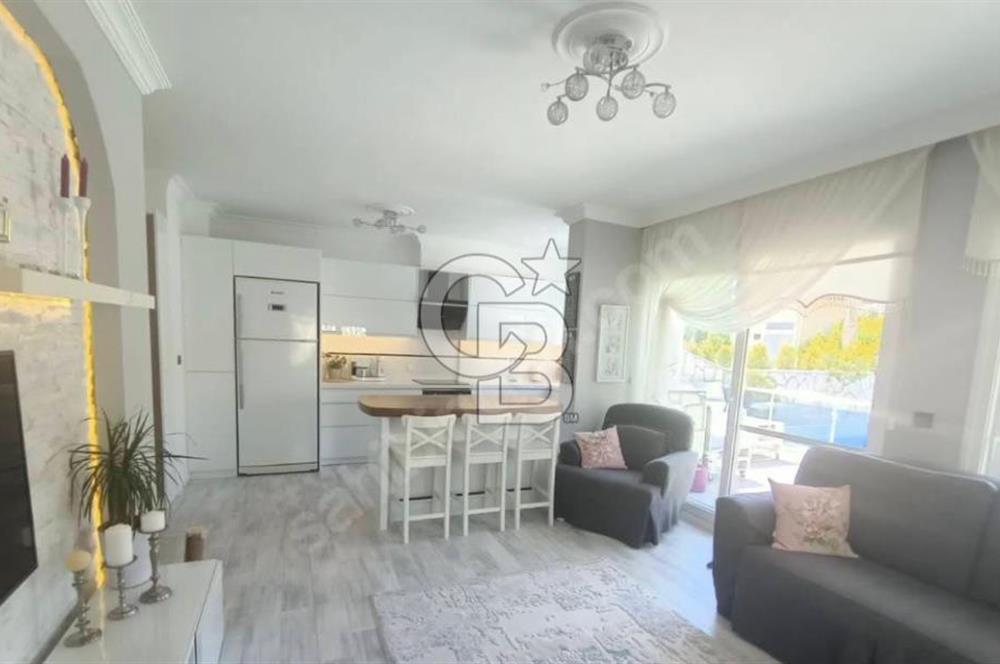 ÇEŞME'DE MÜSTAKİL HAVUZLU 4+1 FIRSAT SATILIK VİLLA