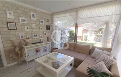 ÇEŞME'DE MÜSTAKİL HAVUZLU 4+1 FIRSAT SATILIK VİLLA