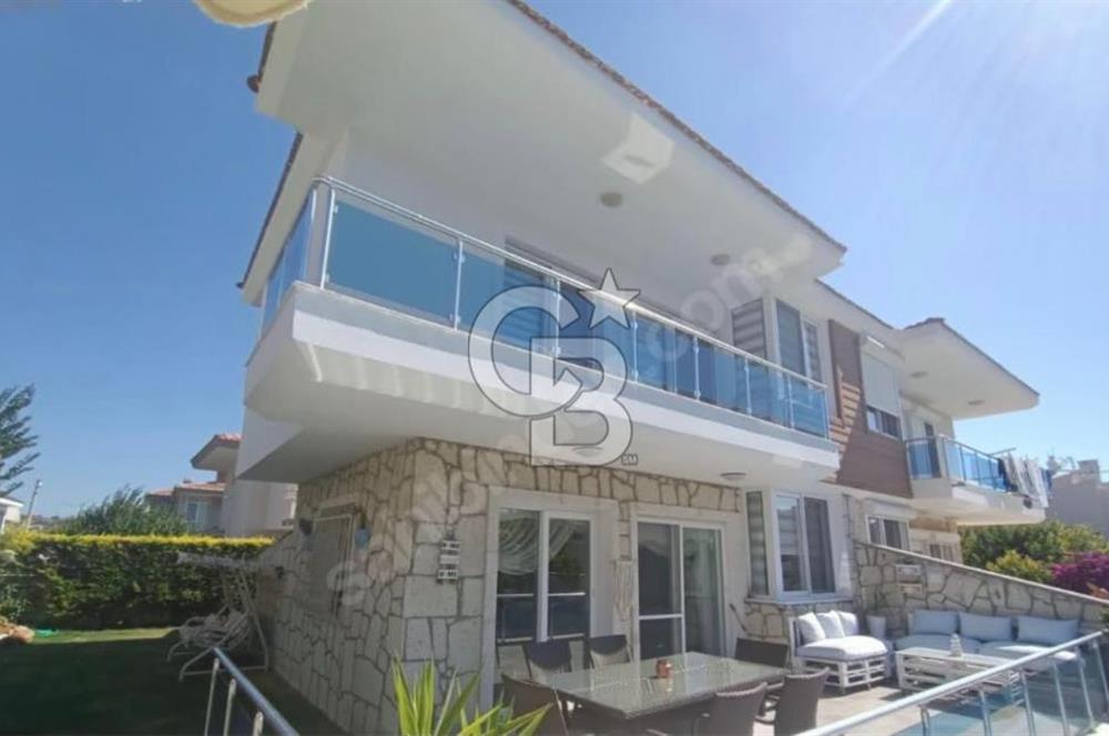 ÇEŞME'DE MÜSTAKİL HAVUZLU 4+1 FIRSAT SATILIK VİLLA