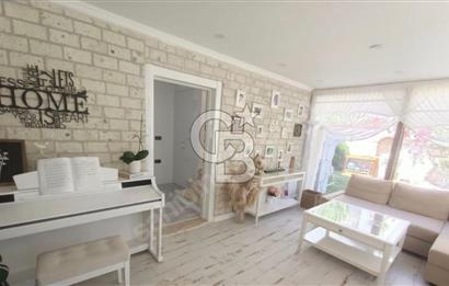 ÇEŞME'DE MÜSTAKİL HAVUZLU 4+1 FIRSAT SATILIK VİLLA