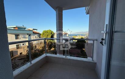 Urla İskele’de Satılık Müstakil Deniz Manzaralı Villa
