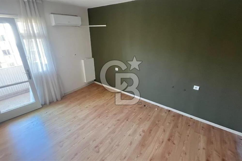 Satılık / Kiralık Daire – Karşıyaka İskele Karşısı