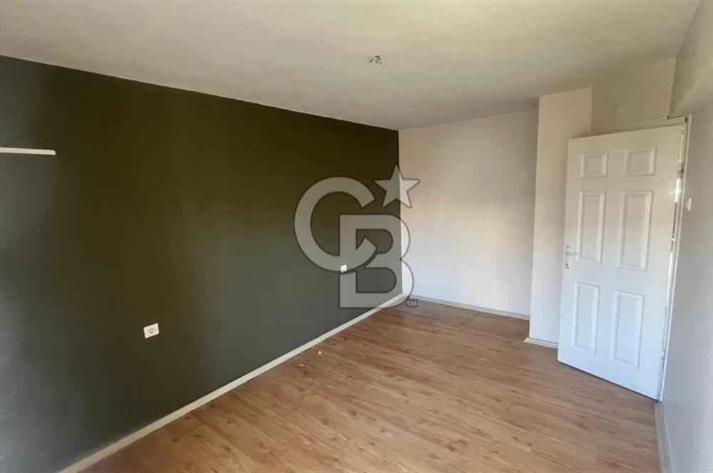 Satılık / Kiralık Daire – Karşıyaka İskele Karşısı