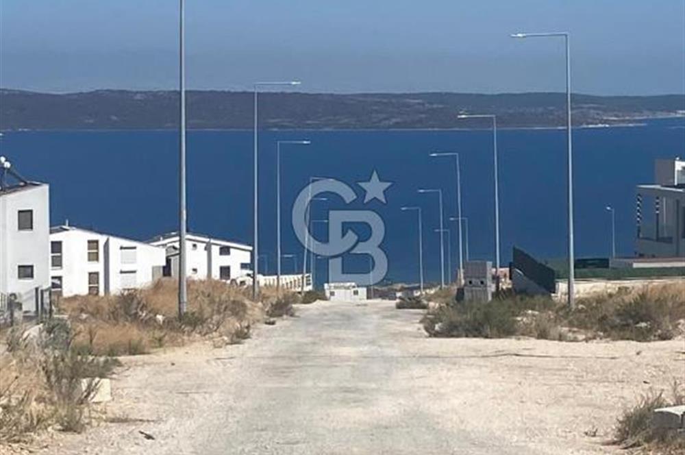 Mordoğan Kamukent'te İnşaata Hazır Projeli Tripleks İmarlı Arsa
