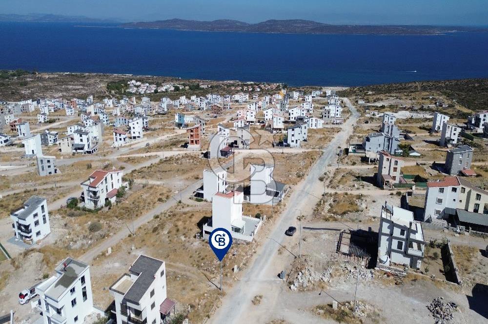 Mordoğan Kamukent'te İnşaata Hazır Projeli Tripleks İmarlı Arsa
