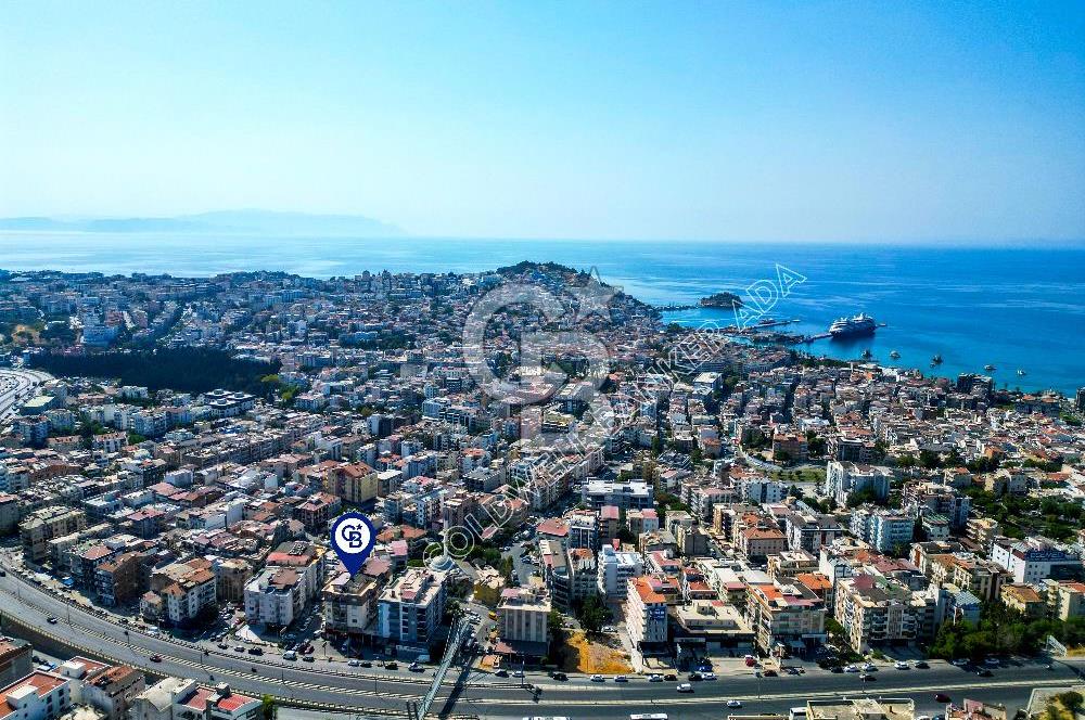 Kuşadası Merkezde 3+1 Doğalgazlı Asansörlü Fırsat Daire