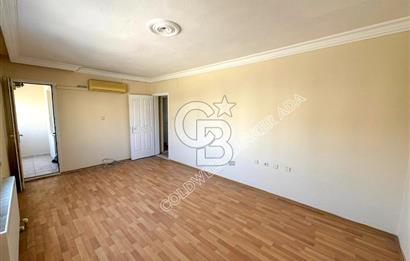 Kuşadası Merkezde 3+1 Doğalgazlı Asansörlü Fırsat Daire