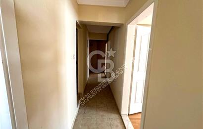 Kuşadası Merkezde 3+1 Doğalgazlı Asansörlü Fırsat Daire