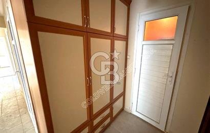 Kuşadası Merkezde 3+1 Doğalgazlı Asansörlü Fırsat Daire