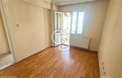 Kuşadası Merkezde 3+1 Doğalgazlı Asansörlü Fırsat Daire