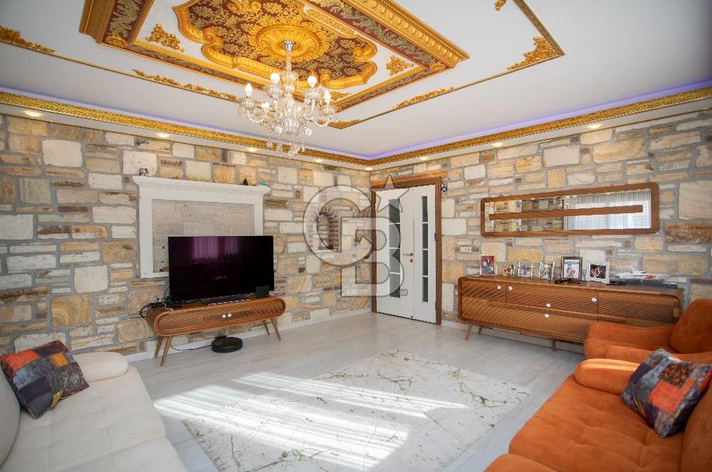 Foça Bağarası Hacıveli Mah. Satılık 3+1 Emsalsiz Geniş Daire