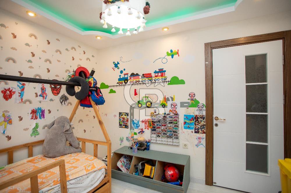Foça Bağarası Hacıveli Mah. Satılık 3+1 Emsalsiz Geniş Daire