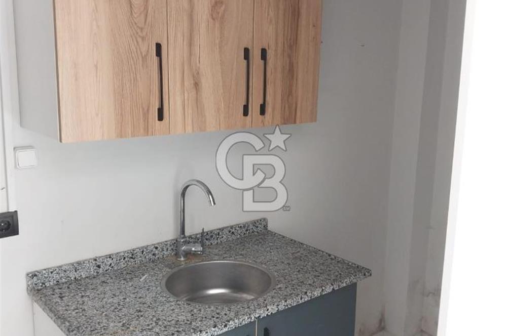 CADDE ÜZERİ RUHSATLI KİRALIK DÜKKAN