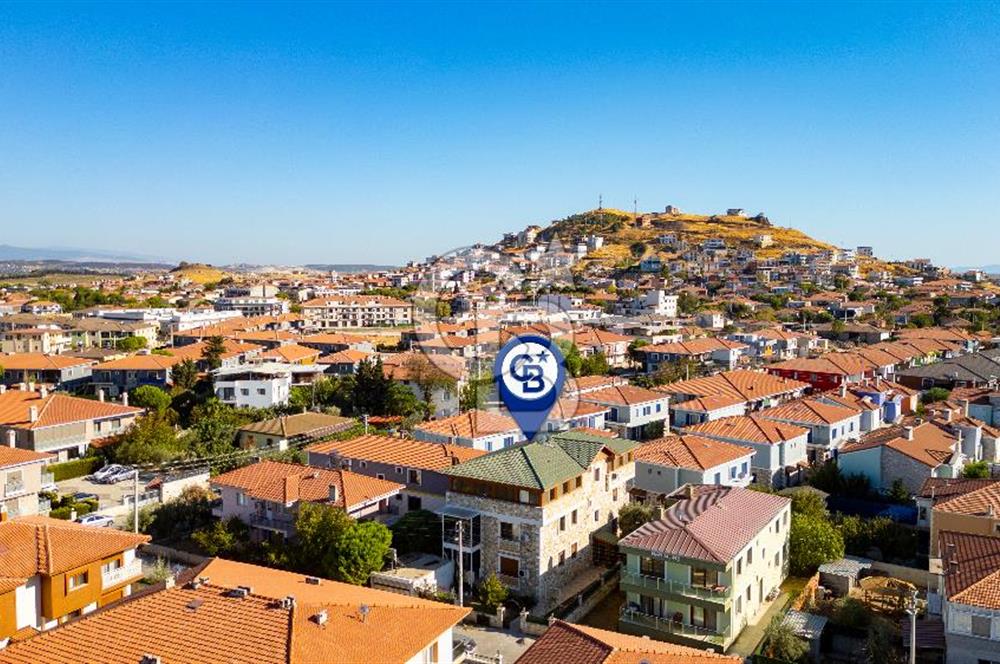 Foça Bağarası Hacıveli Mah. Satılık 3+1 Emsalsiz Geniş Daire