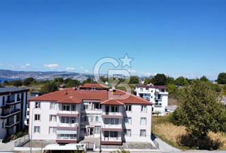 BAŞİSKELE SERDAR MAH EĞİTİMCİLER SİT. SATILIK 3+1 130m.DÜZ DAİRE