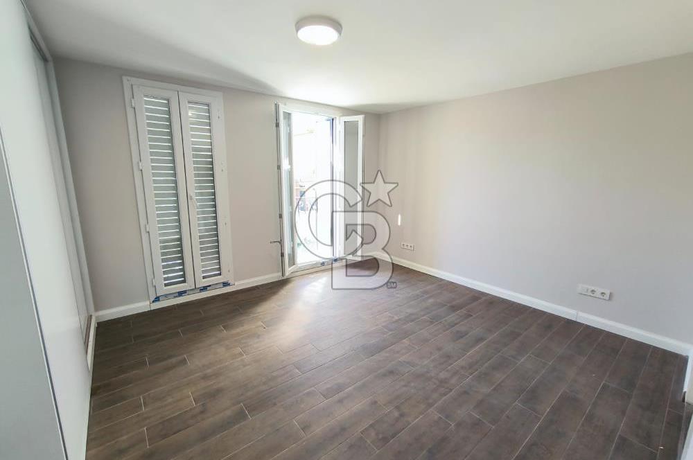  Urla Bademlerde Kiralık 7+1 Villa 