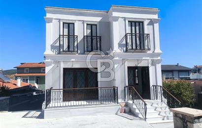  Urla Bademlerde Kiralık 7+1 Villa 