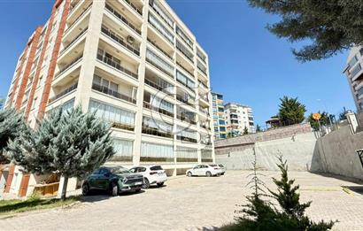 AHİ MESUT MAHALLESİ'NDE - 4+1 - GİYİNME ODALI - 170M2