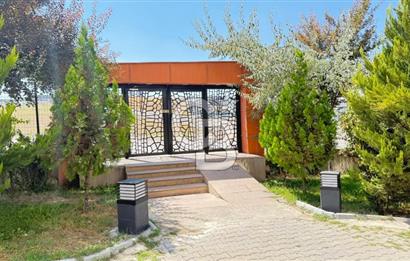 AHİ MESUT MAHALLESİ'NDE - 4+1 - GİYİNME ODALI - 170M2