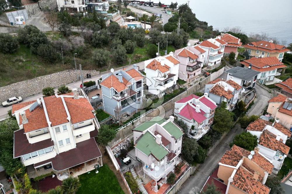 BURSA, MUDANYA YILDIZTEPE'de MUHTEŞEM MANZARALI SATILIK VİLLA