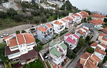 BURSA, MUDANYA YILDIZTEPE'de MUHTEŞEM MANZARALI SATILIK VİLLA