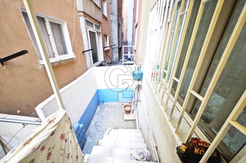 Balçova F.Çakmak Mah. Y.Giriş 2+1 80m2 jeotermalli Ata Cad Yakın