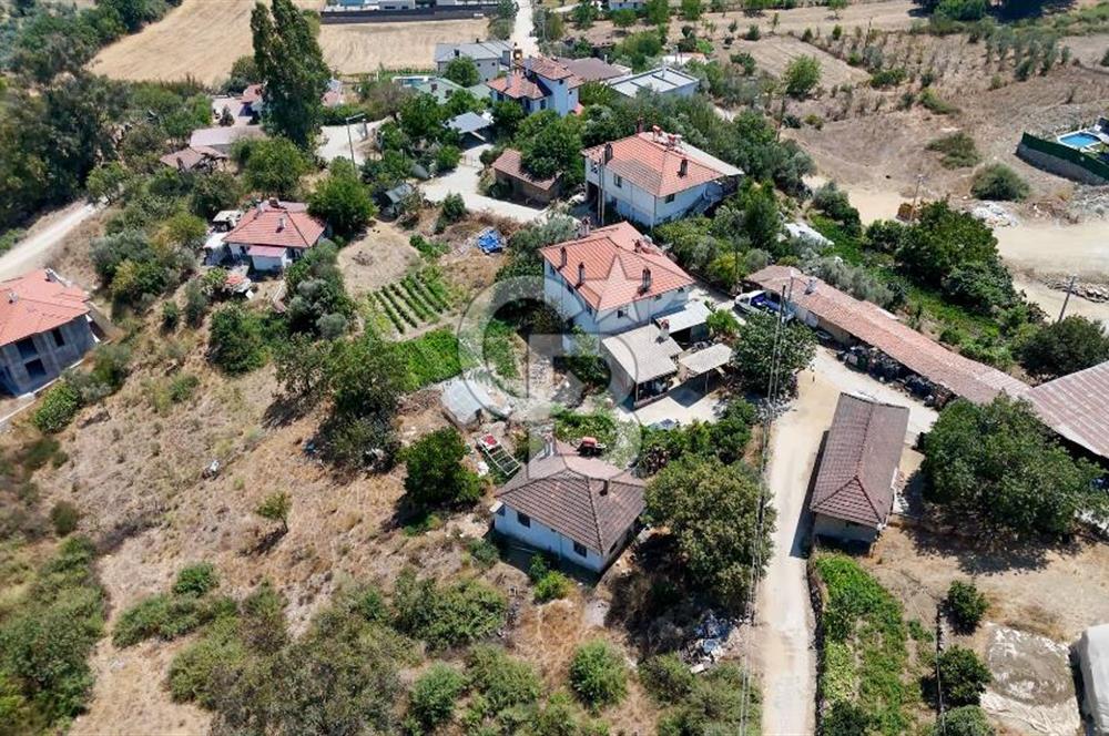ESENTEPE'DE AKYAKA'YA 10DK UZAKLIKTA SATILIK ÇİFTLİK EVİ