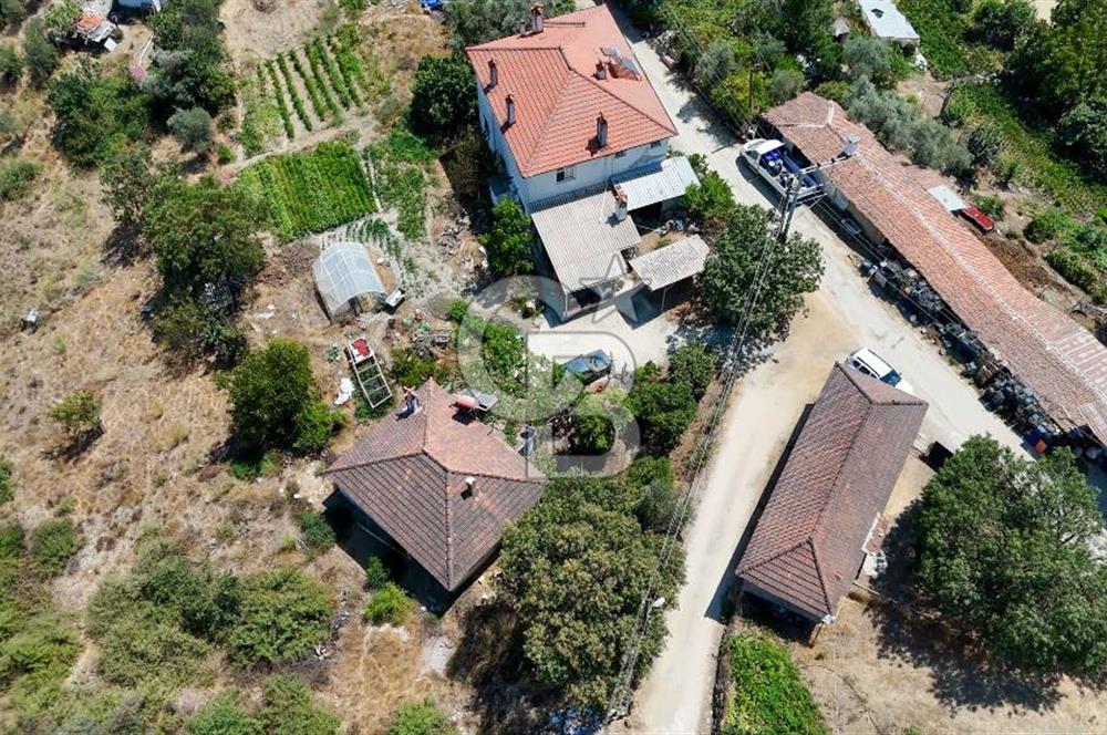 ESENTEPE'DE AKYAKA'YA 10DK UZAKLIKTA SATILIK ÇİFTLİK EVİ
