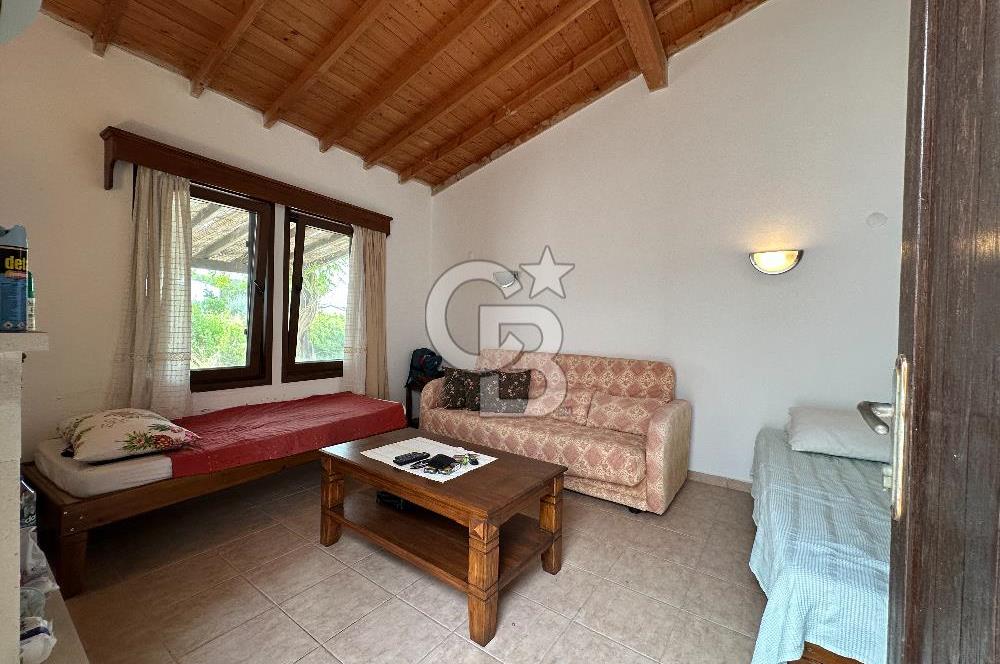 BOZCAADADA SİTE İÇİNDE ÇİFT TAPULU 2+1 VİLLA, 1 DÖNÜM ARAZİ