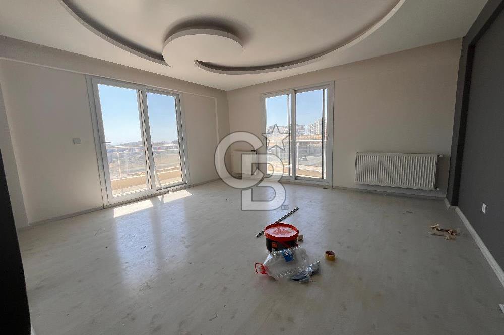 CB YALI'DAN MENEMEN'DE TERASLI DOUBLEKS LÜKS DAİRE