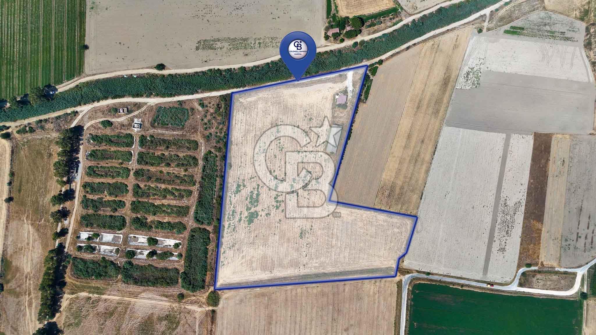 MİLAS YAŞYER MAH. TEK TAPU 35 DÖNÜM KARAYOLU'NA YAKIN "TARLA"