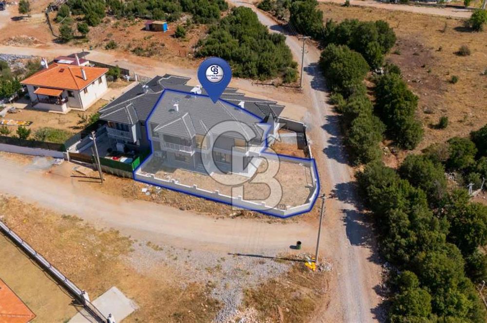 İKİZCE MH. YENİ KONUTLAR BÖLGESİNDE GENİŞ BAHÇELİ 4+1 VİLLA