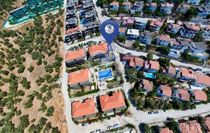 CB MARİNA'DAN GÜLLÜK'TE PANAROMİK DENİZ MANZARALI 3+1 BAHÇE KATI