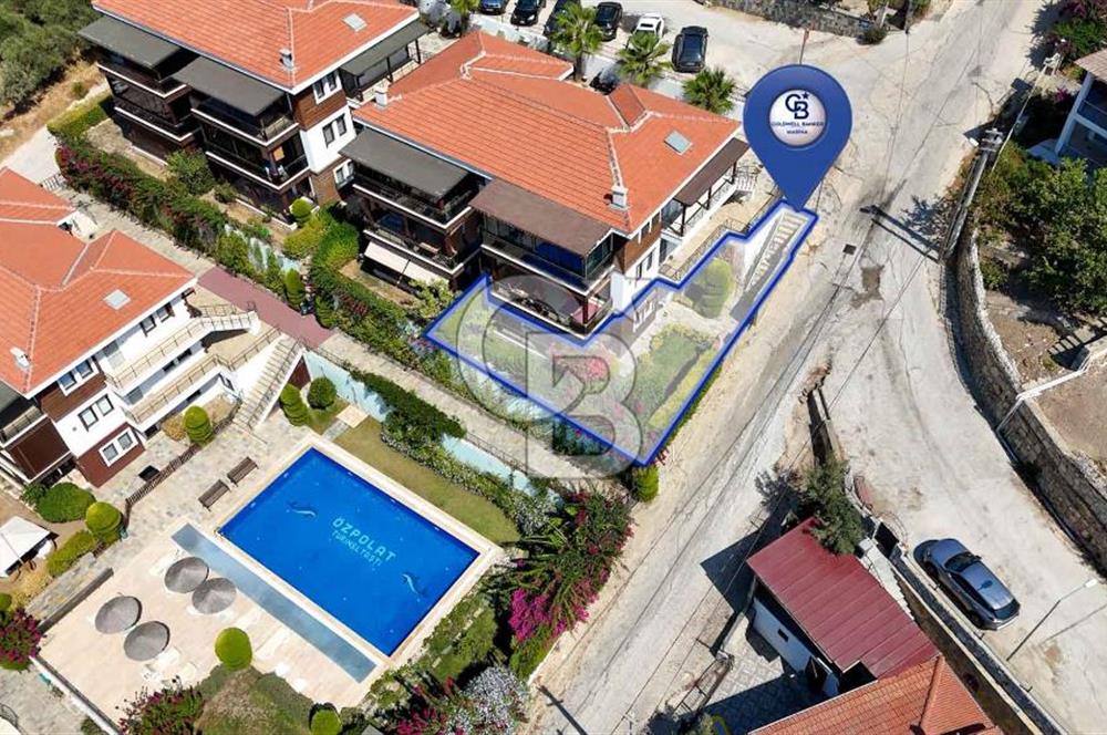 CB MARİNA'DAN GÜLLÜK'TE PANAROMİK DENİZ MANZARALI 3+1 BAHÇE KATI