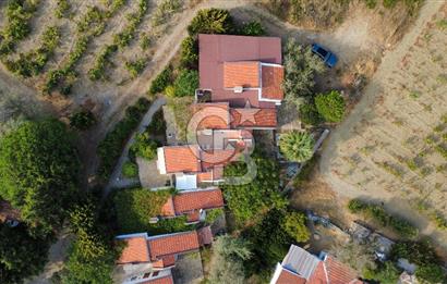 BOZCAADADA SİTE İÇİNDE ÇİFT TAPULU 2+1 VİLLA, 1 DÖNÜM ARAZİ
