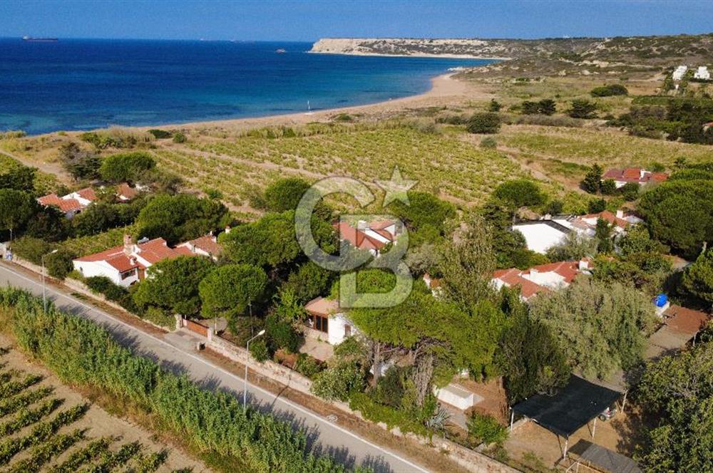 BOZCAADADA SİTE İÇİNDE ÇİFT TAPULU 2+1 VİLLA, 1 DÖNÜM ARAZİ
