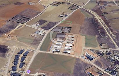 GÖLBAŞI KIZILCAŞAR 'DA 1500 m² YOLA CEPHELİ SATILIK VİLLA ARSASI