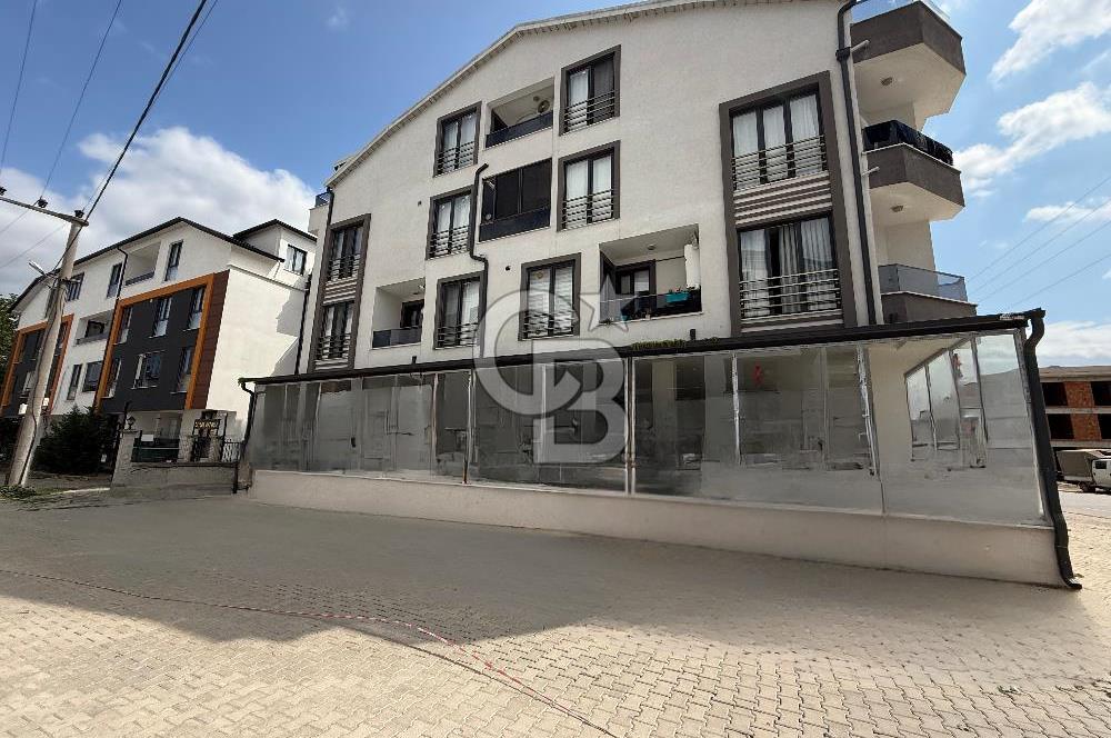 KARTEPE ERTUĞRULGAZİ'DE ANA CADDE ÜZERİ SATILIK 220 M2 DÜKKAN