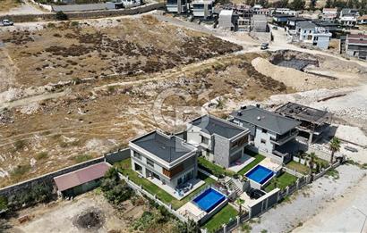 Menemen Villa Kent Etrafı Sitelerin Olduğu Bölgede Satılık Arsa