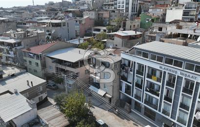 Bayraklı M.Erener Satılık komple Bina