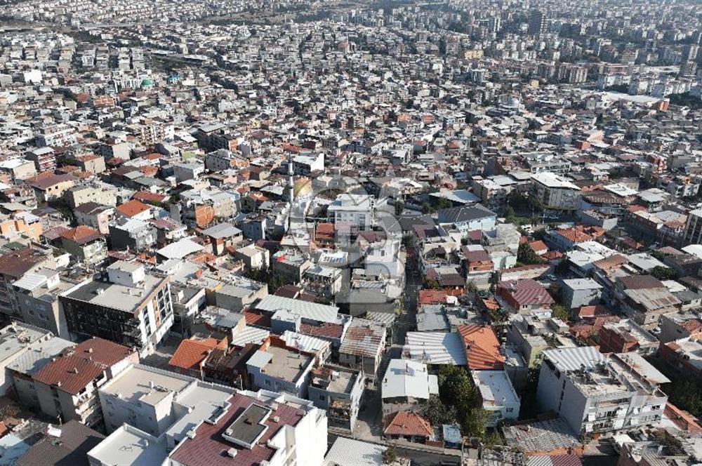Bayraklı M.Erener Satılık komple Bina