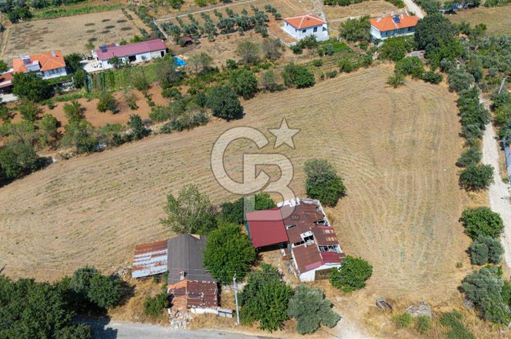 YERKESİK'TE MAHALLE İÇİNDE VİLLA YAPIMINA UYGUN "TARLA"