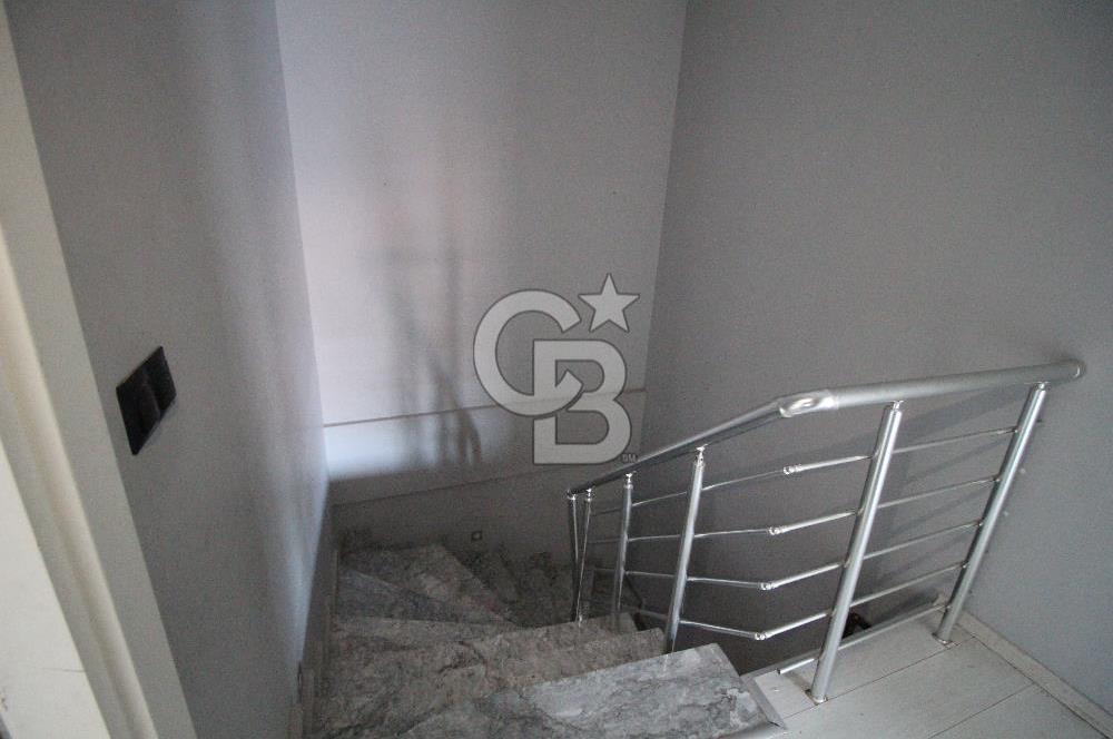Karşıyaka Aksoy Mahallesi Satılık Dubleks Daire