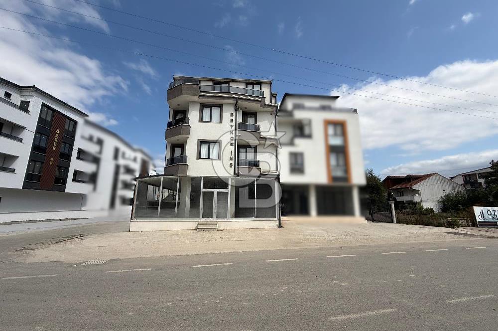 KARTEPE ERTUĞRULGAZİ'DE ANA CADDE ÜZERİ SATILIK 220 M2 DÜKKAN
