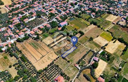 AKKAYA'DA MAHALLE YERLEŞİMİNE YAKIN; FIRSAT PORTFÖYÜ "TARLA"