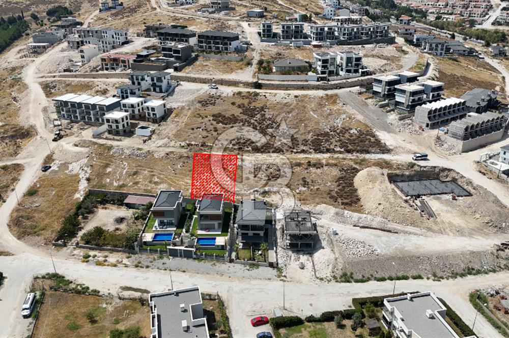 Menemen Villa Kent Etrafı Sitelerin Olduğu Bölgede Satılık Arsa